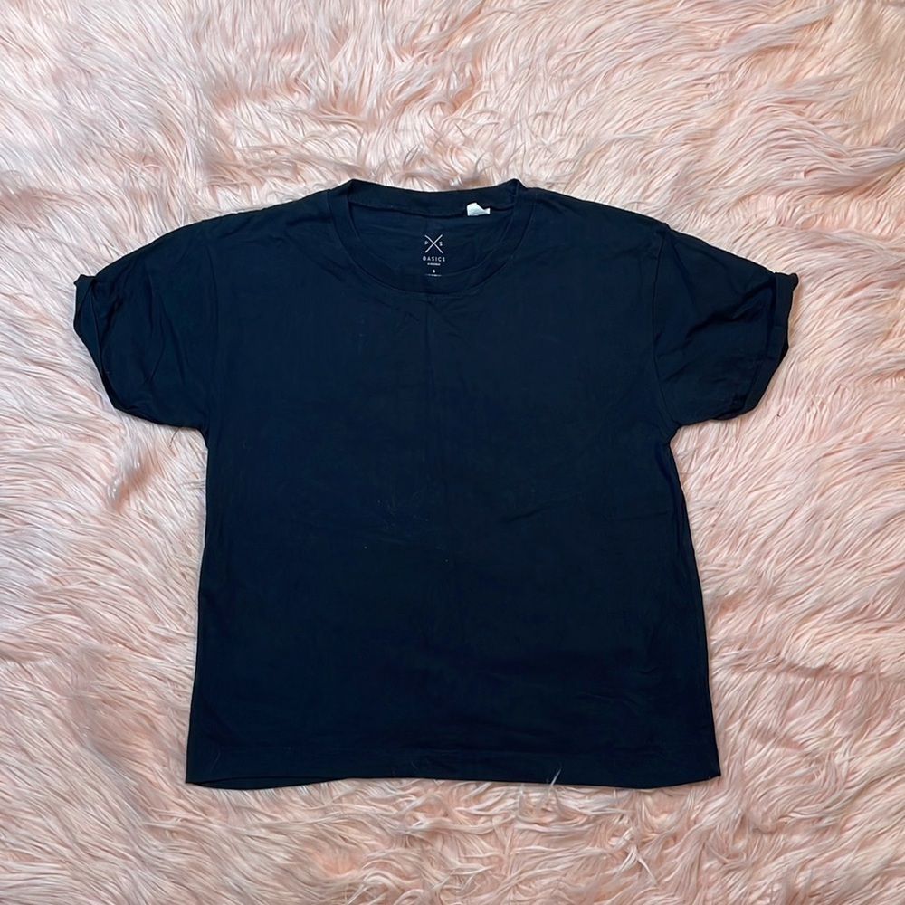PacSun Basics Black Tee Size Small‎